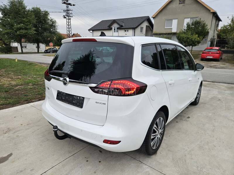 Opel Zafira 1.6 CDTI COSMO PANO