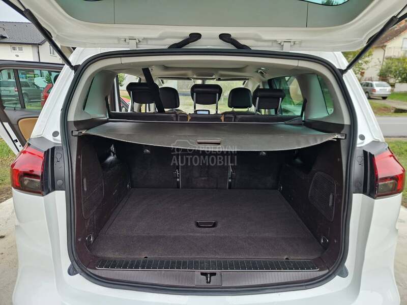 Opel Zafira 1.6 CDTI COSMO PANO