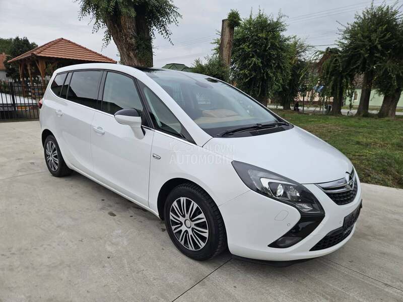 Opel Zafira 1.6 CDTI COSMO PANO
