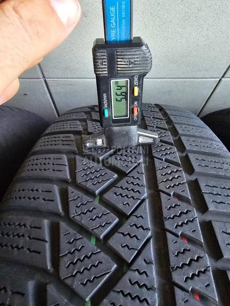 Continental 215/65 R17 Zimska