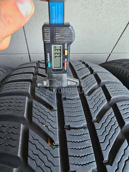 Continental 235/45 R21 Zimska