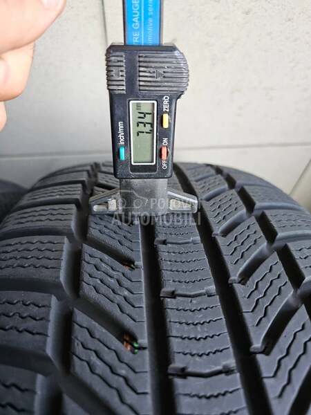 Continental 235/45 R21 Zimska