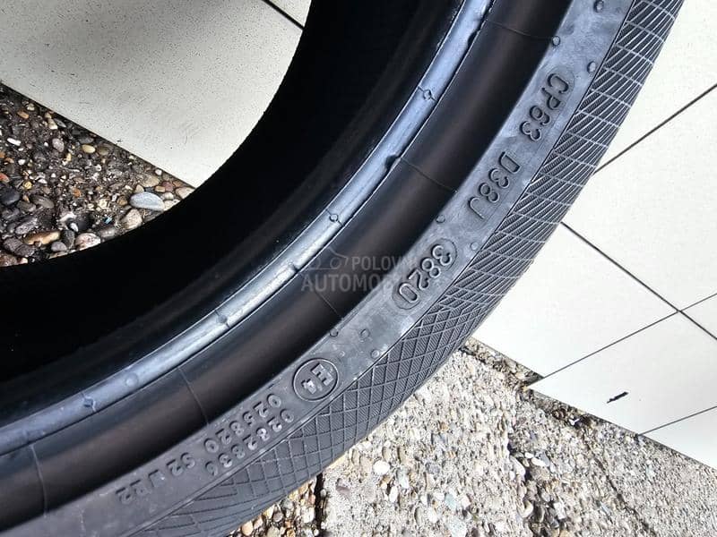 Continental 215/45 R17 Zimska