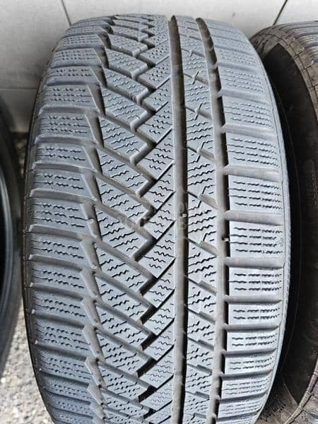 Continental 215/45 R17 Zimska