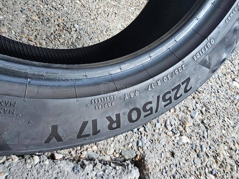 Continental 225/50 R17 Letnja