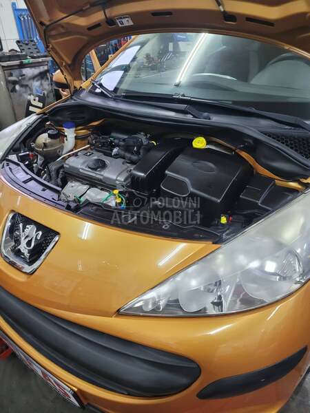Peugeot 207 1.4 i.