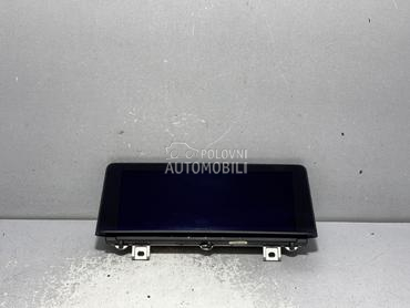 DISPLEJ za BMW 320