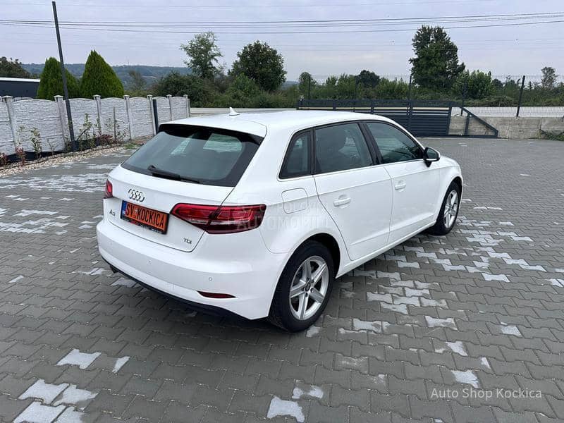 Audi A3 1.6TDI STronic led