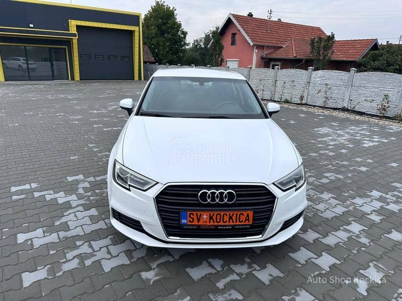 Audi A3 1.6TDI STronic led