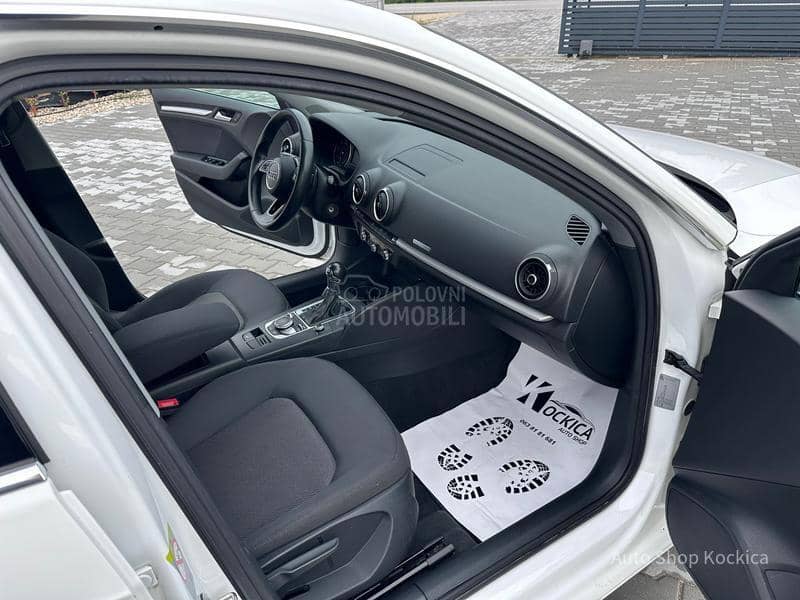 Audi A3 1.6TDI STronic led