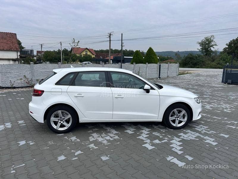 Audi A3 1.6TDI STronic led