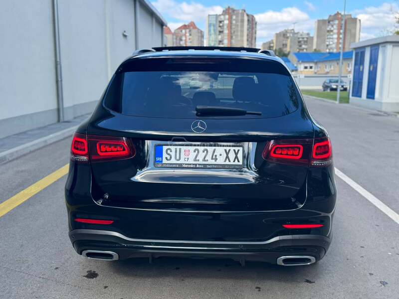 Mercedes Benz GLC 220 AMG