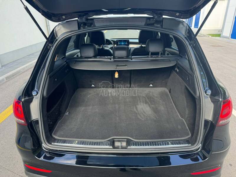 Mercedes Benz GLC 220 AMG