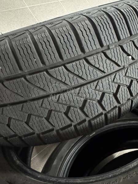Goodride 225/55 R18 Zimska