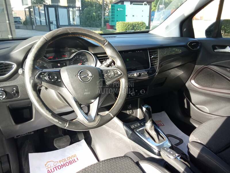 Opel Crossland X  CROSSOWER