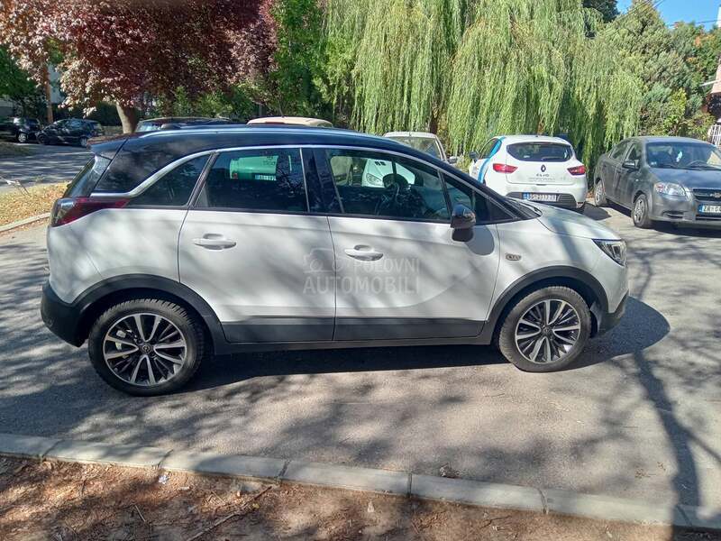Opel Crossland X  CROSSOWER