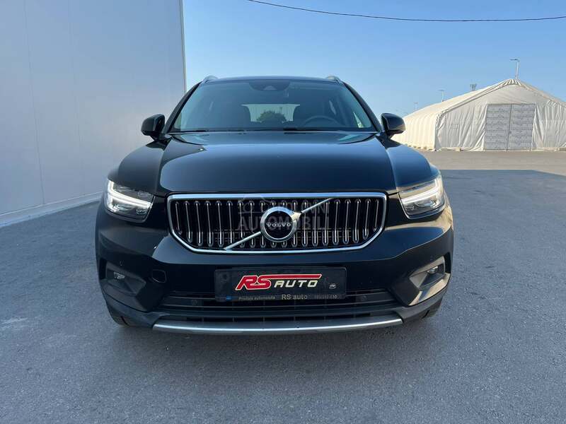 Volvo XC40 2,0D Black edit