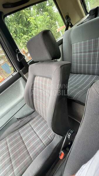 Volkswagen Golf 2 1.8