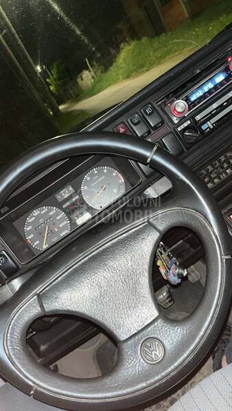 Volkswagen Golf 2 1.8