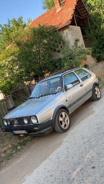 Volkswagen Golf 2 1.8