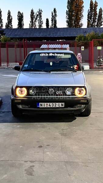 Volkswagen Golf 2 1.8