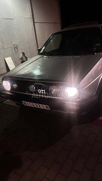 Volkswagen Golf 2 1.8