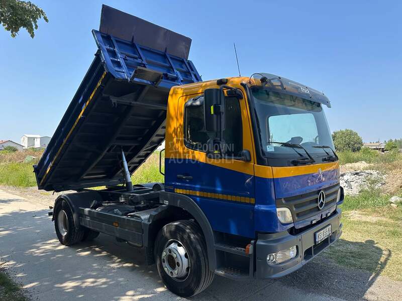 Mercedes Benz 1624