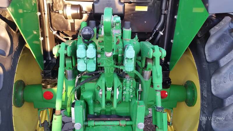John Deere 6010