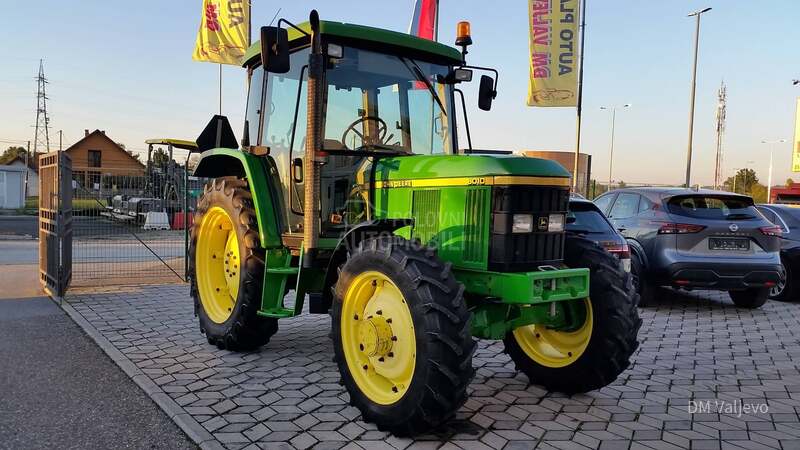 John Deere 6010