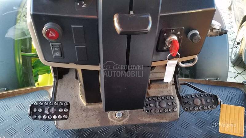 John Deere 6010