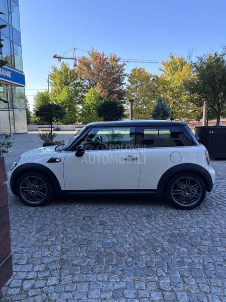 MINI Cooper 1.6 Hdi
