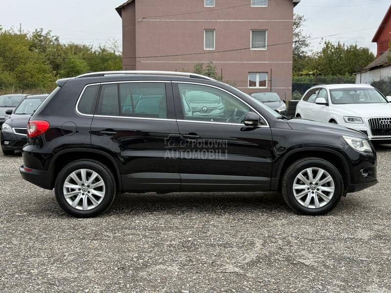 Volkswagen Tiguan 2.0 TSI 4M/NAVl/KAM