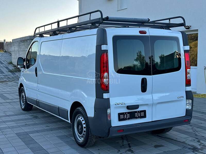 Opel Vivaro 