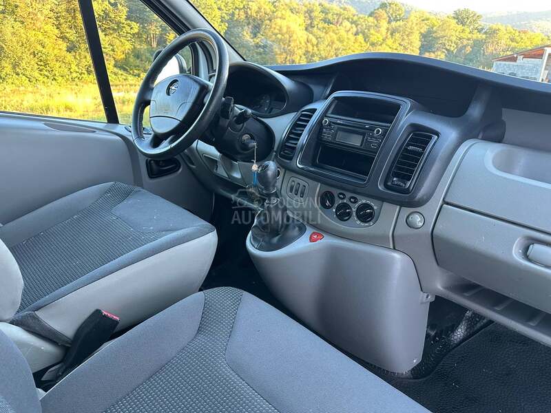 Opel Vivaro 