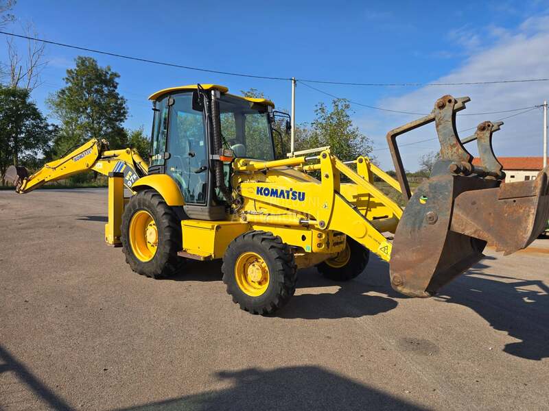 Komatsu WB97R
