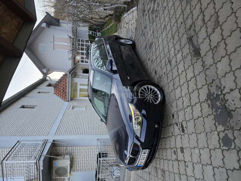 BMW 525 