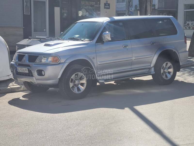 Mitsubishi Pajero Sport 