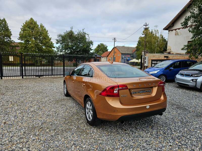 Volvo S60 