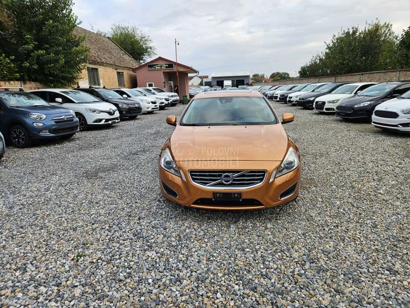 Volvo S60 