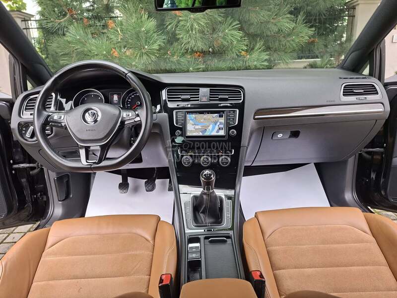 Volkswagen Golf 7 1.6 TDI. HIGH LINE