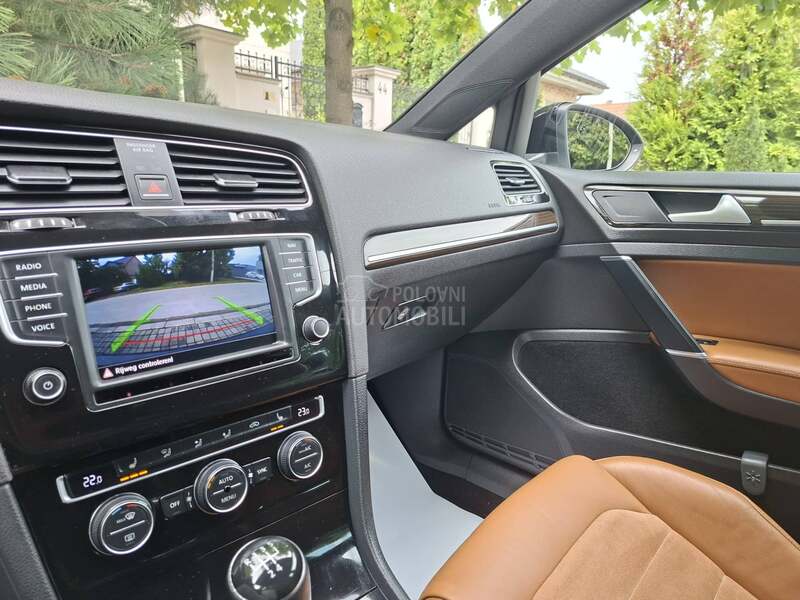 Volkswagen Golf 7 1.6 TDI. HIGH LINE