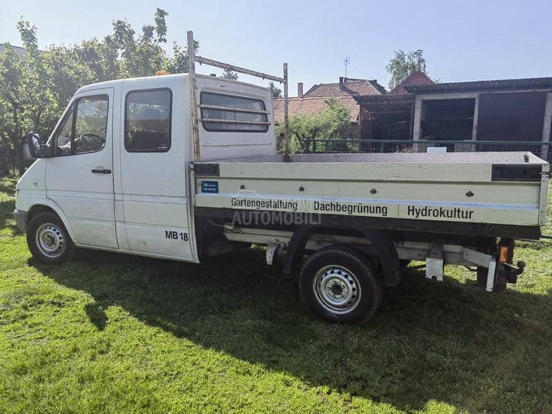 Mercedes Benz Sprinter putar