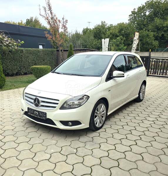 Mercedes Benz B 180 180CDI PREMIUM