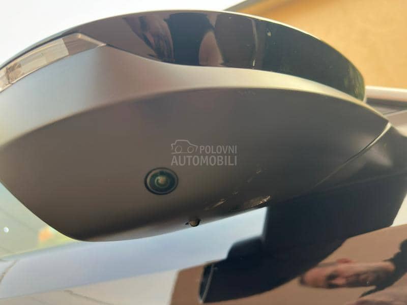 Peugeot 3008 Hy dodatni paket