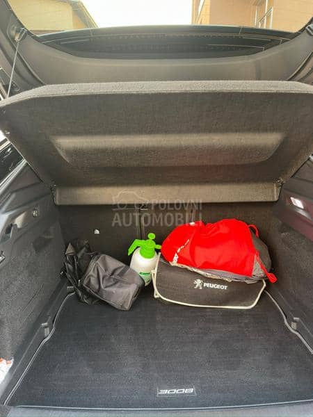 Peugeot 3008 Hy dodatni paket