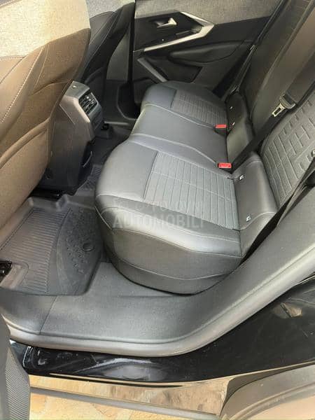 Peugeot 3008 Hy dodatni paket