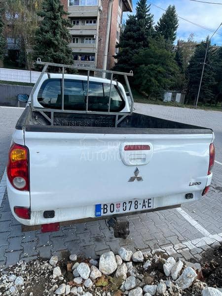 Mitsubishi L200 
