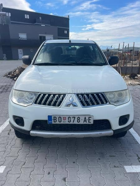 Mitsubishi L200 