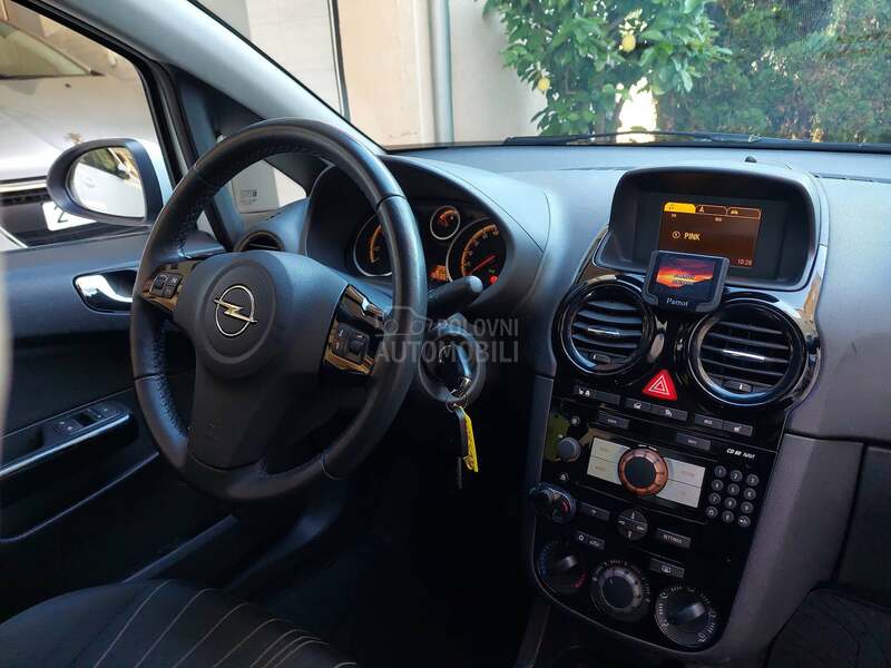 Opel Corsa D 1.3CDTI CosmoEDITION