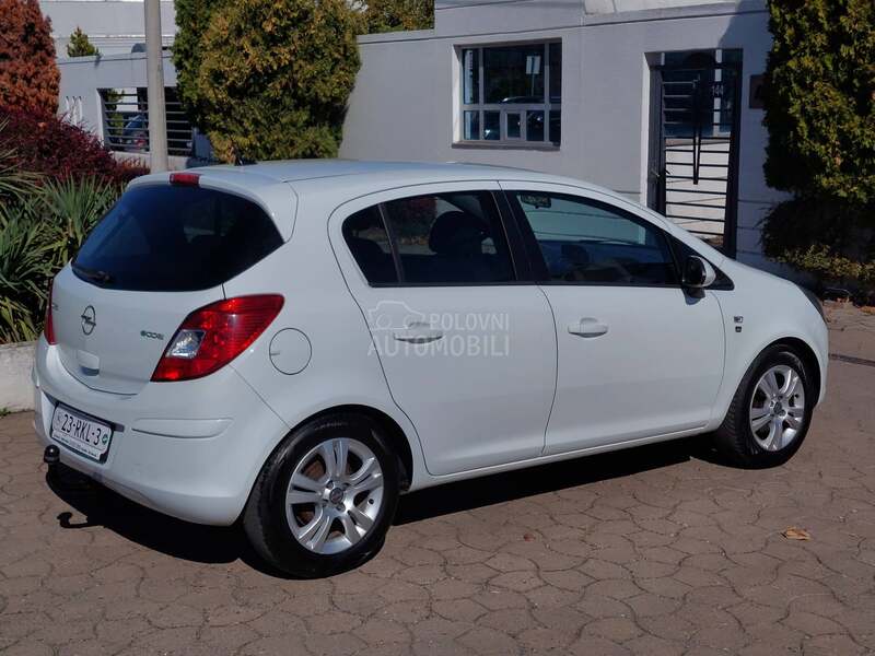 Opel Corsa D 1.3CDTI CosmoEDITION